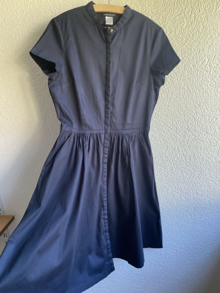 Vestiti: Robe Laura Clement bleu marine – Usato da Martigny venduto da Lea_lucci 1