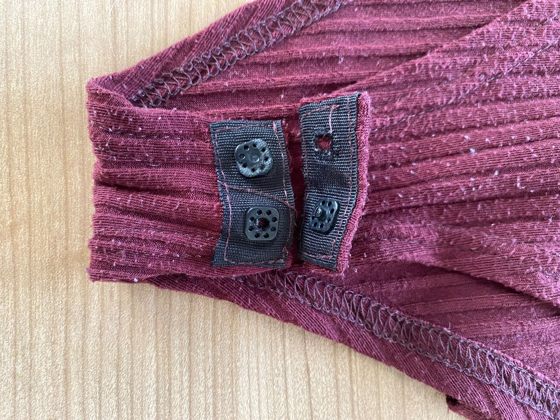 Top: Weinrot Body, Grösse 38 – Usato da La Tour-de-Peilz venduto da leu_hnf6 4