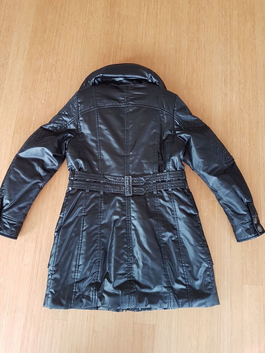 Cappotti: Wintermantel Greenstone Gr. 42 – Usato da Winterthur venduto da GAM90 1