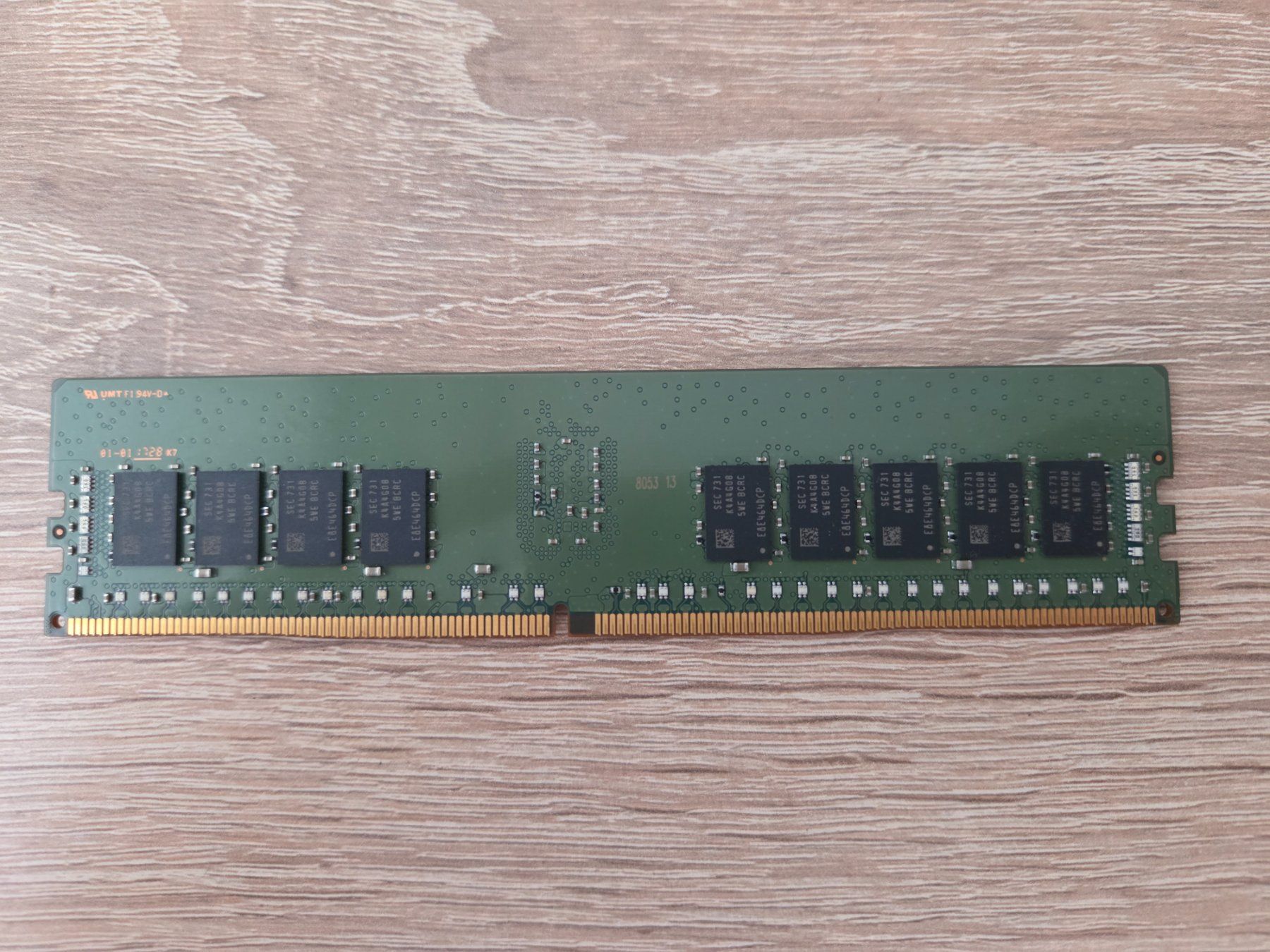 Samsung Memory / RAM: 8Gb DDR4 Samsung ECC Server RAM 2400T - PC – Gebraucht aus Carouge GE von Gasco 1