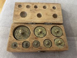Preussischer Gewichtssatz von 1911 Messing 20 dkg bis 5g 