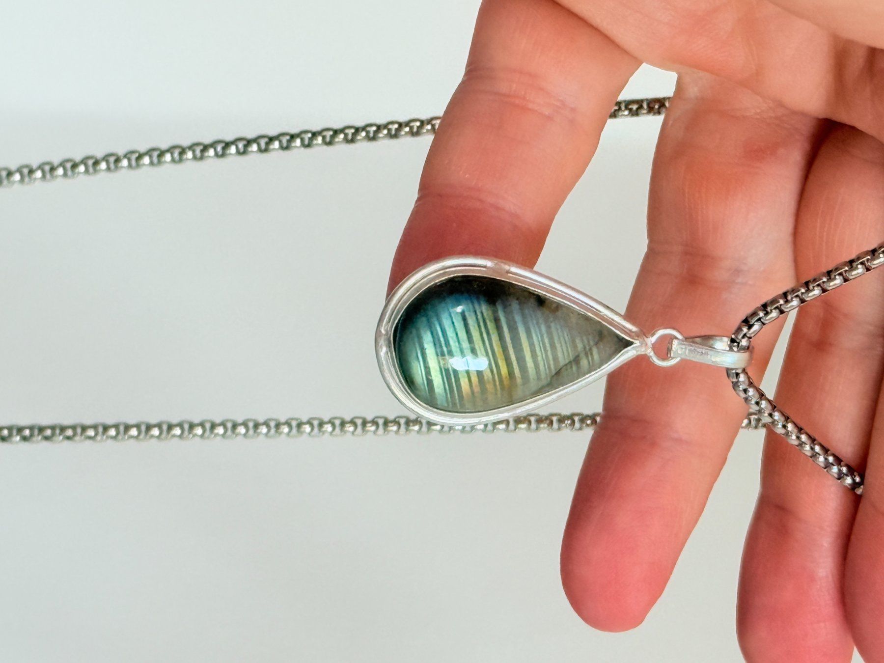 Catenine: Collier labradorite, élégant et tendance ✨ – Nuovo e nell'imballaggio originale da Genève venduto da AWWA 4