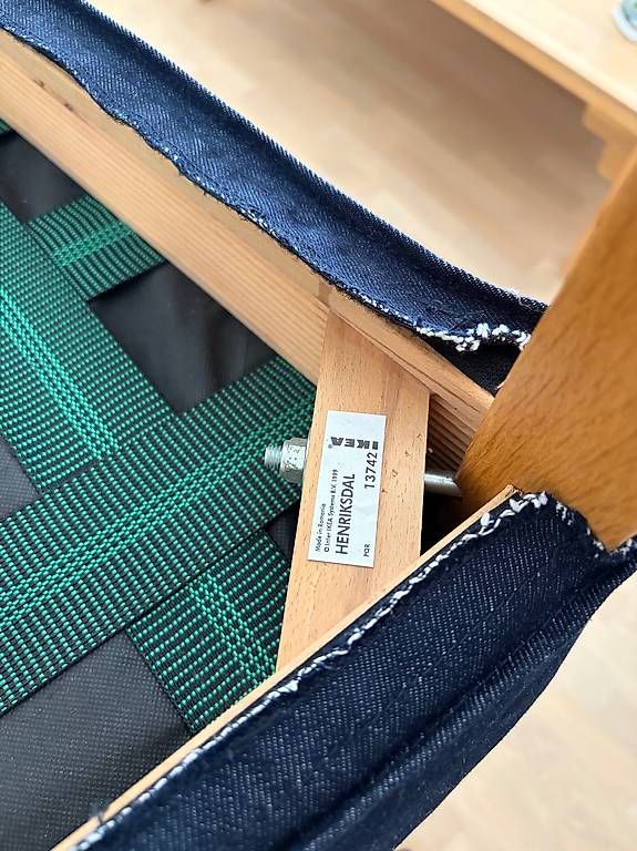 Ikea Chaises: 2 chaises IKEA HENRIKSDAL bleu foncé – D'occasion à Le Grand-Saconnex par yna_t968 4