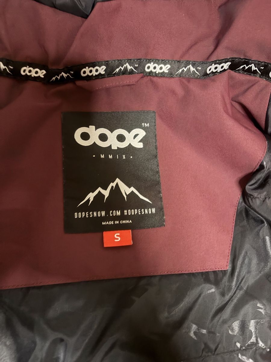 Dope Jacken: Dope Snow Skijacke Adept W, Grösse S – Gebraucht aus Hergiswil NW von wizzzzle 3