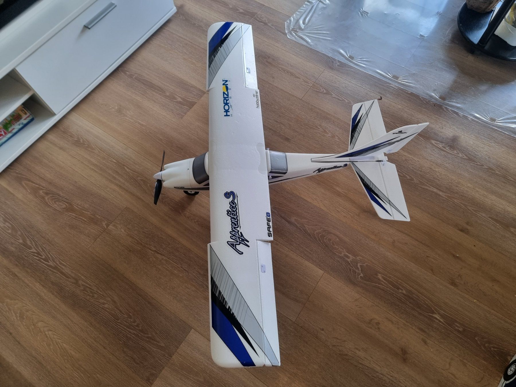 Modellismo RC: Hobbyzone Apprentice S 2  1,2 m – Nuovo (secondo la descrizione) da Zweilütschinen venduto da badguy79