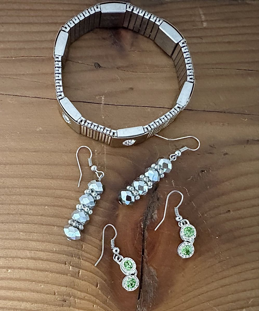 Altri gioielli: Modeschmuck Trio – Usato da Otelfingen venduto da Jupi07 2