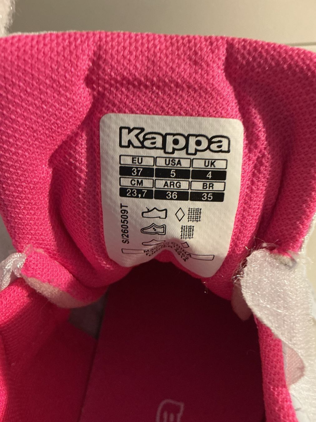 Kappa Scarpe per ragazze: KAPPA Hallenturnschuhe Grösse 37 – Usato da Zürich venduto da cnben 3