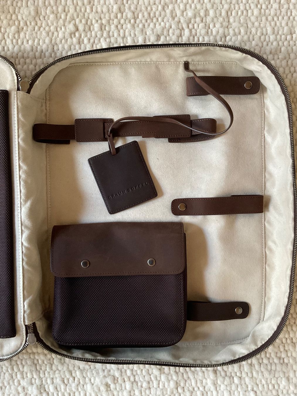 Braun Büffel Borse: BRAUN BÜFFEL REISE ETUI TASCHE – Nuovo e nell'imballaggio originale da Scuol venduto da Lotus2020 5