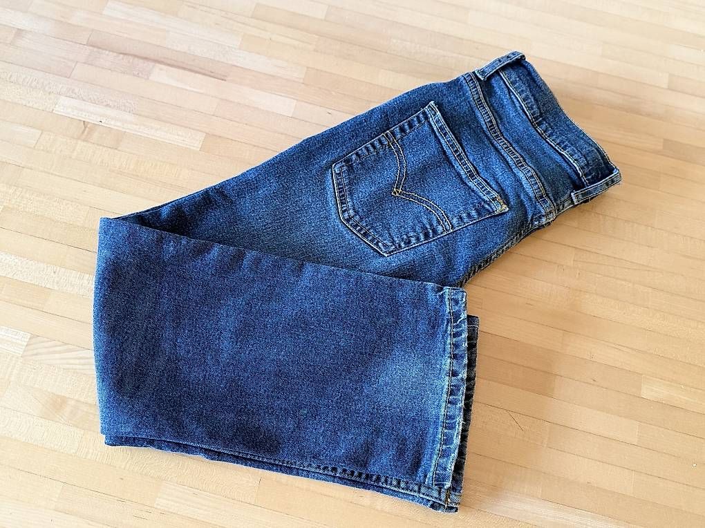 Pantaloni: Hose Jungs Levi's  501 Jeans original Grösse  140 – Usato da Buchs AG venduto da Cres3 1