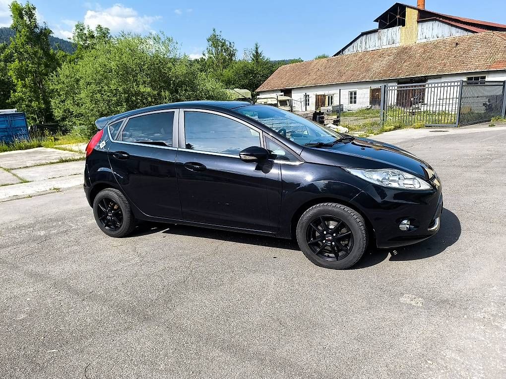 Autos: Ford fiesta  – D'occasion à Couvet par Bix01 2