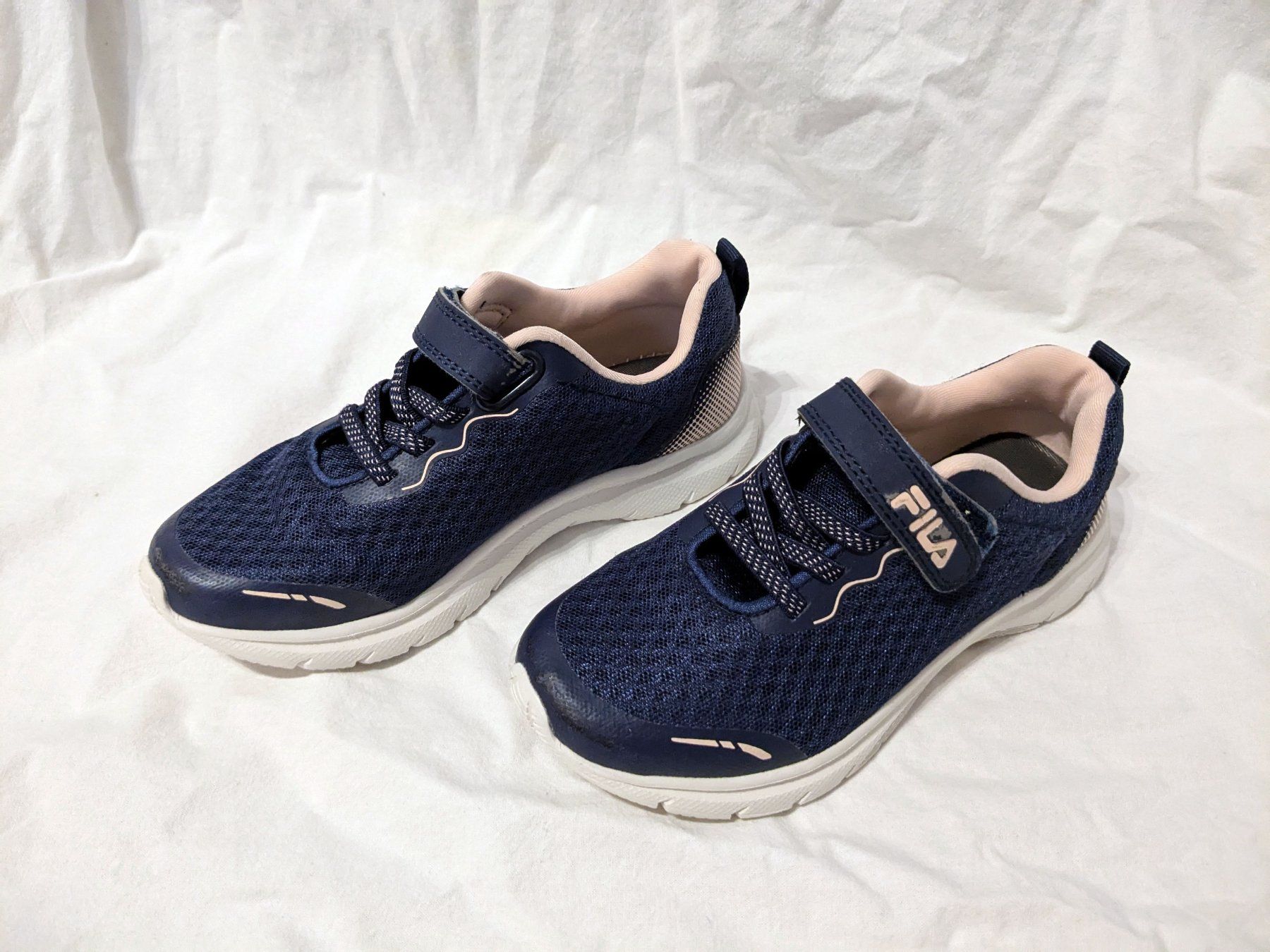 Fila Scarpe per ragazze: Fila Sneaker Blau/Pink Gr. 31 – Usato da Winterthur venduto da in4matiker
