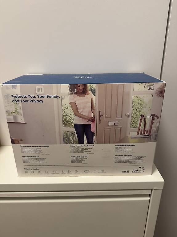 Lotti di vestiti: Eufy 4-Teiliges Set NEU – Usato da Uster venduto da cynale 2
