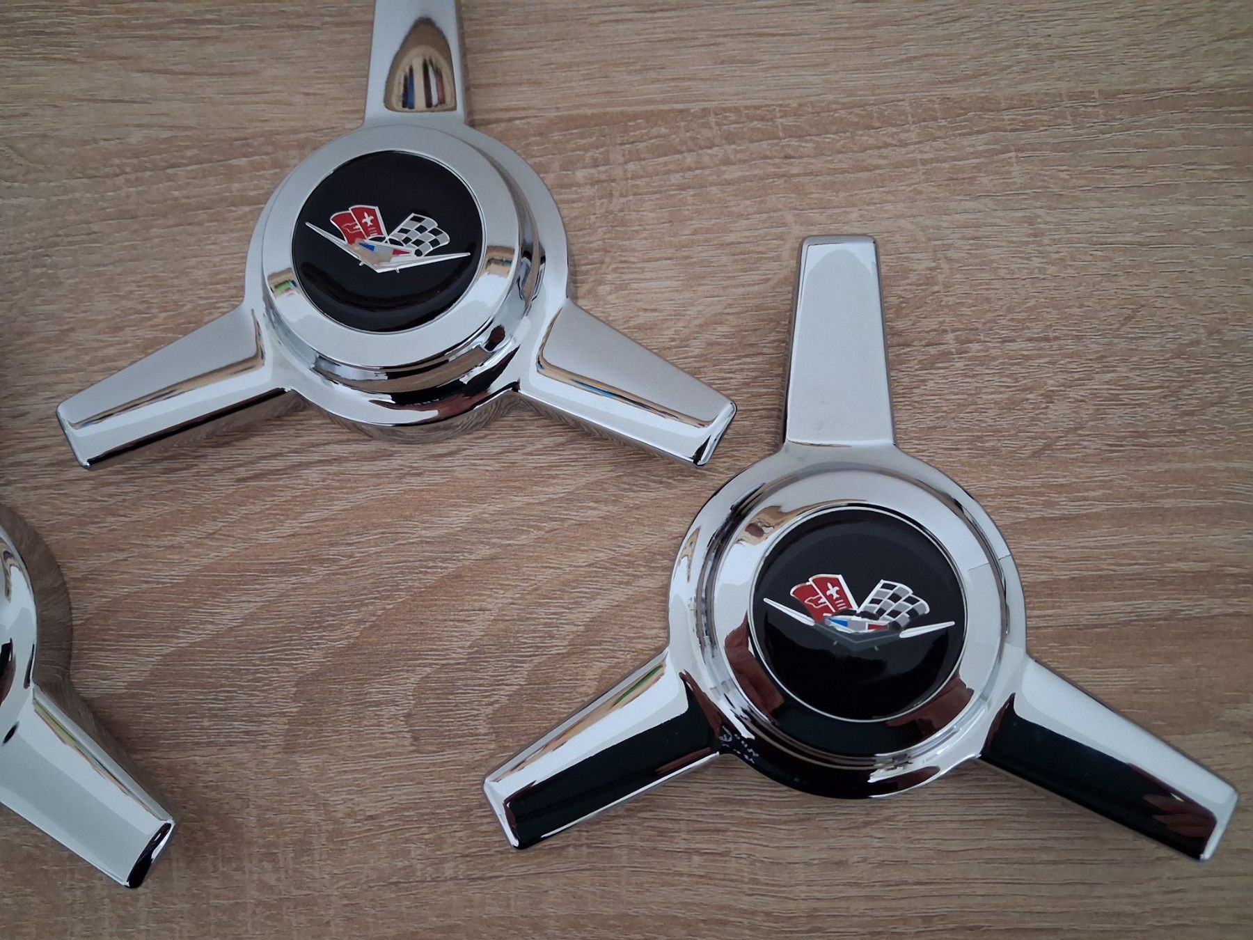 Chevrolet Jantes: Cragar SS Center Caps – Neuf (Voir description) à Wetzikon ZH par 65corsa 2