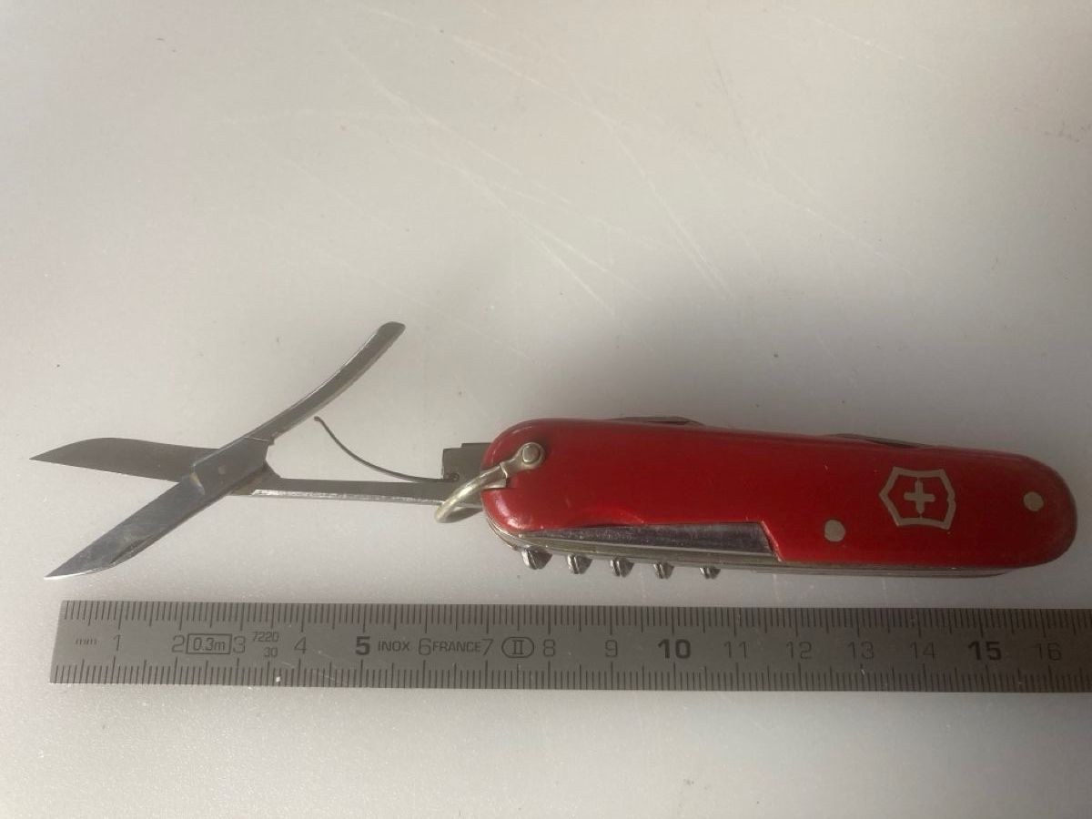 Victorinox Couteaux de poche: Sackmesser – D'occasion à Krauchthal par colligio 7