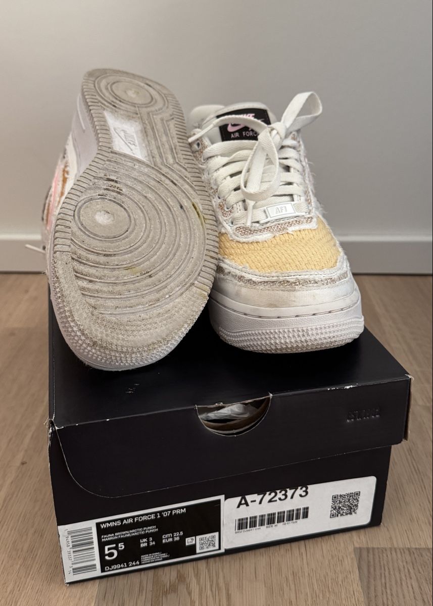 Scarpe da donna: Nike air force one édition limité taille 36 – Usato da geneve venduto da BadgePolice 2