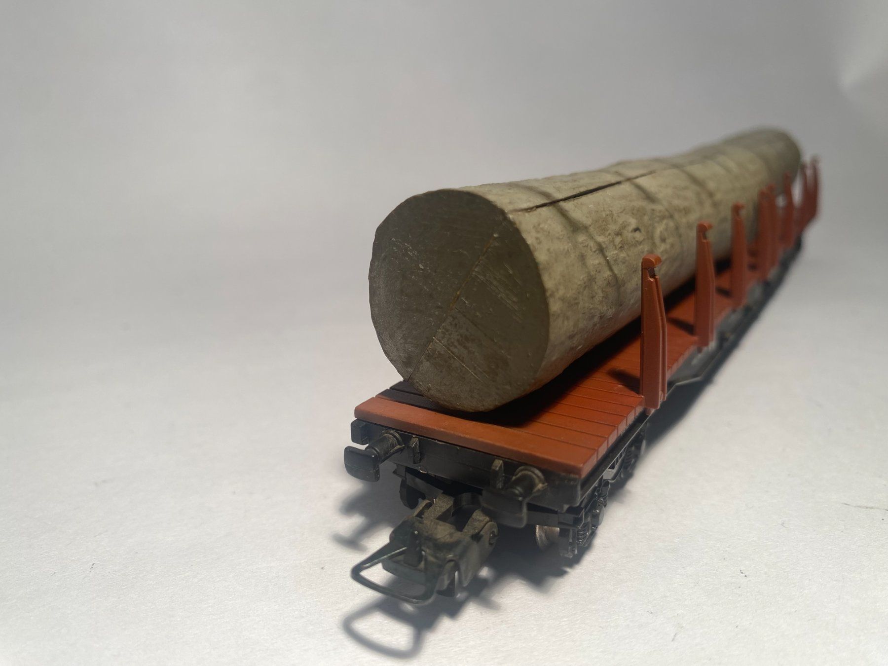 Lima Modellini di ferrovie: LIMA Rungen - Güterwagen mit Baumstamm, DC Achsen – Usato da Buchrain venduto da Modellbahn11 4