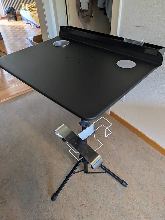 Tavoli: Tätowier Tattoo Tisch Cocosity – Usato da Goldach venduto da Artur.D.Frick 2
