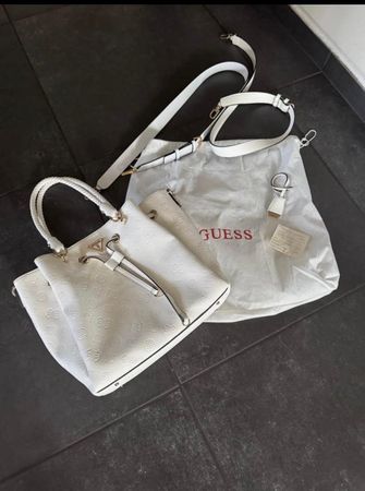 Sac à main Guess blanc cuir grande taille comme neuf