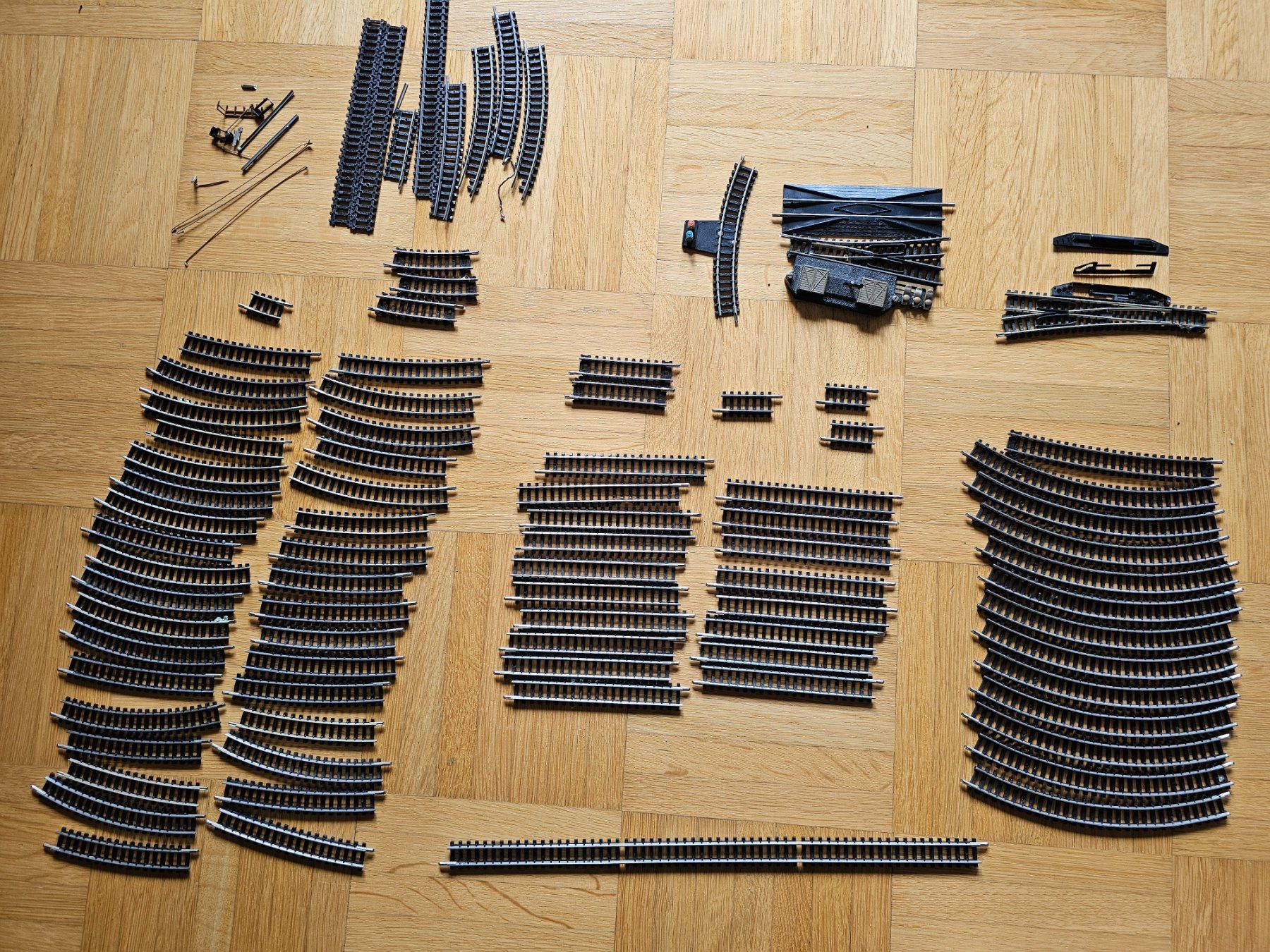 Modellini di ferrovie: Spur N Material – Usato da Kaufdorf venduto da Sj1 1