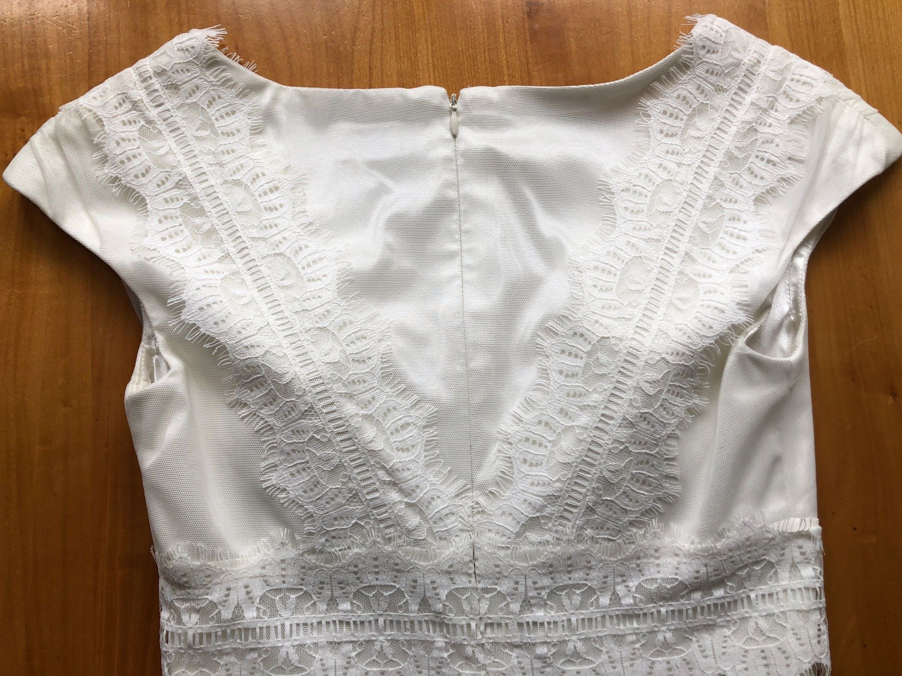 Vestiti: Weisses Spitzenkleid Gr. XS – Nuovo (secondo la descrizione) da Zürich venduto da ehupp 3