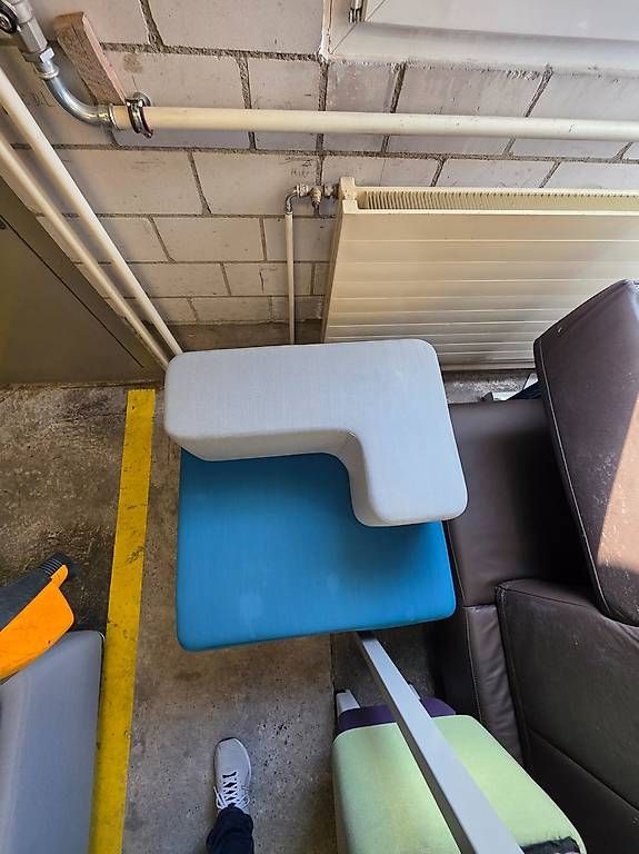 Poltrone: Sitzlounge-Kollektion (pro Set) – Usato da Winterthur venduto da mmoberwinti 4
