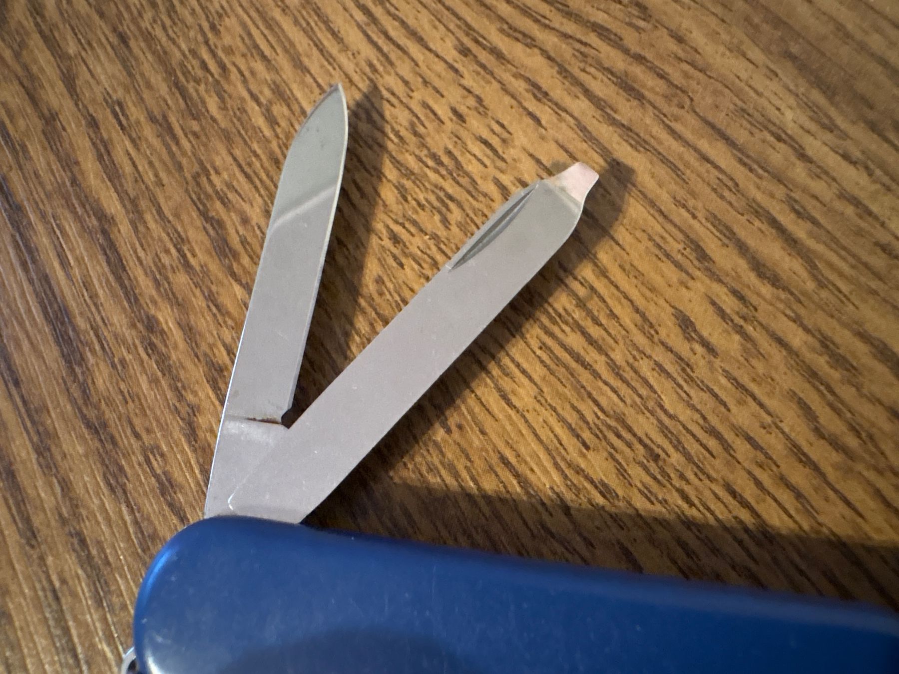 Victorinox Coltelli tascabile: VICTORINOX - Classic blue - Sackmesser – Usato da Andwil SG venduto da Rainboli 4