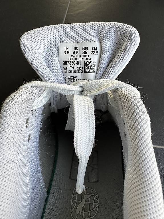 Scarpe da donna: PUMA Sneaker weiss (Gr. 36) – Usato da Eschlikon TG venduto da Sellswell 1