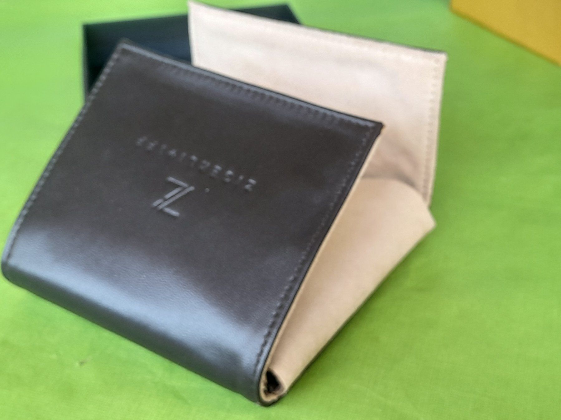 Borse da donna: Zigerli IFF  Leder-Etui/Schmuck-Etui – Usato da Aeschi b.Spiez venduto da 52_wochen 8