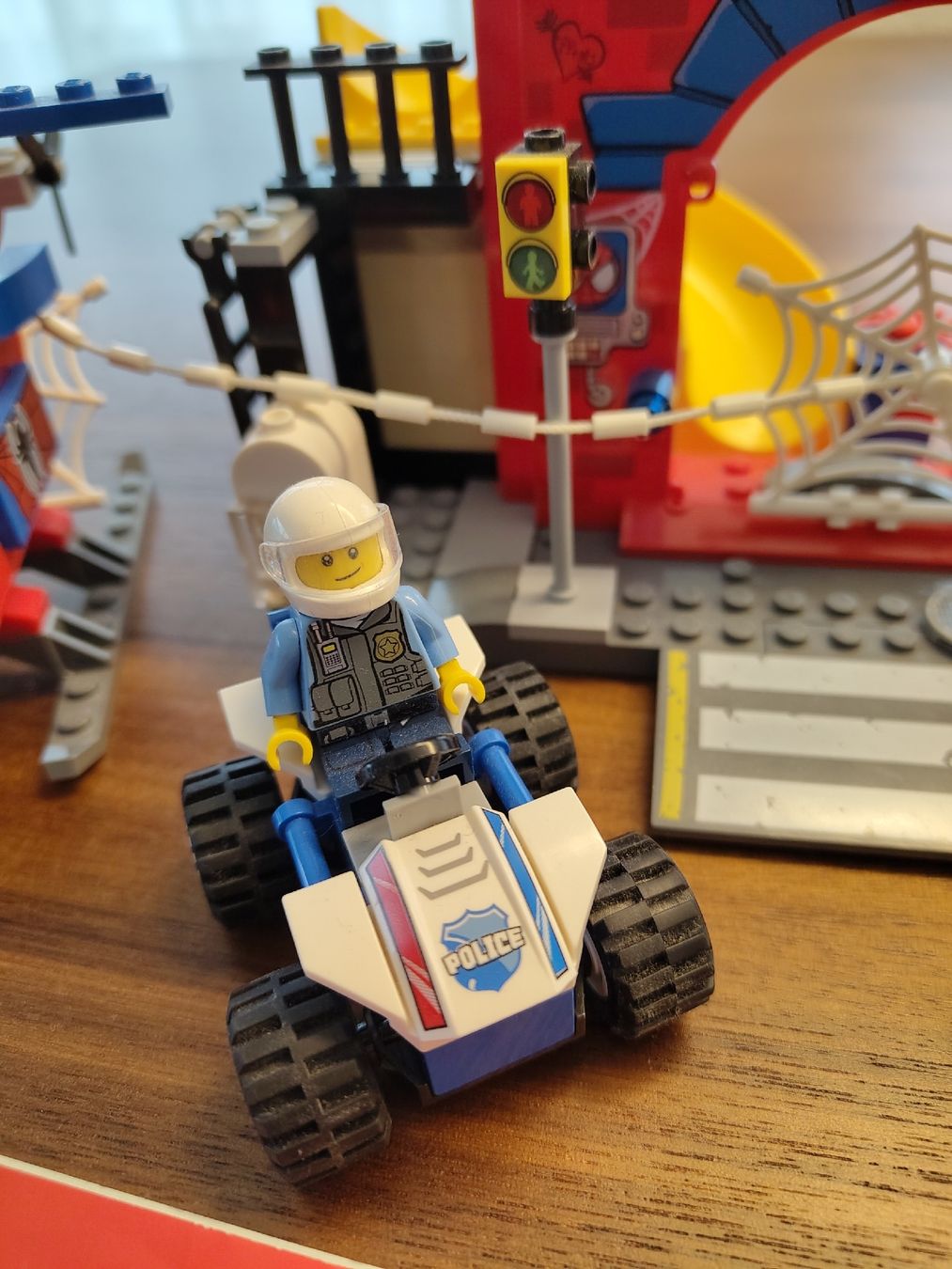 Lego Kit di costruzioni: Lego Juniors 10687 Spider-Man Versteck – Usato da Gossau SG venduto da bellemonte 4