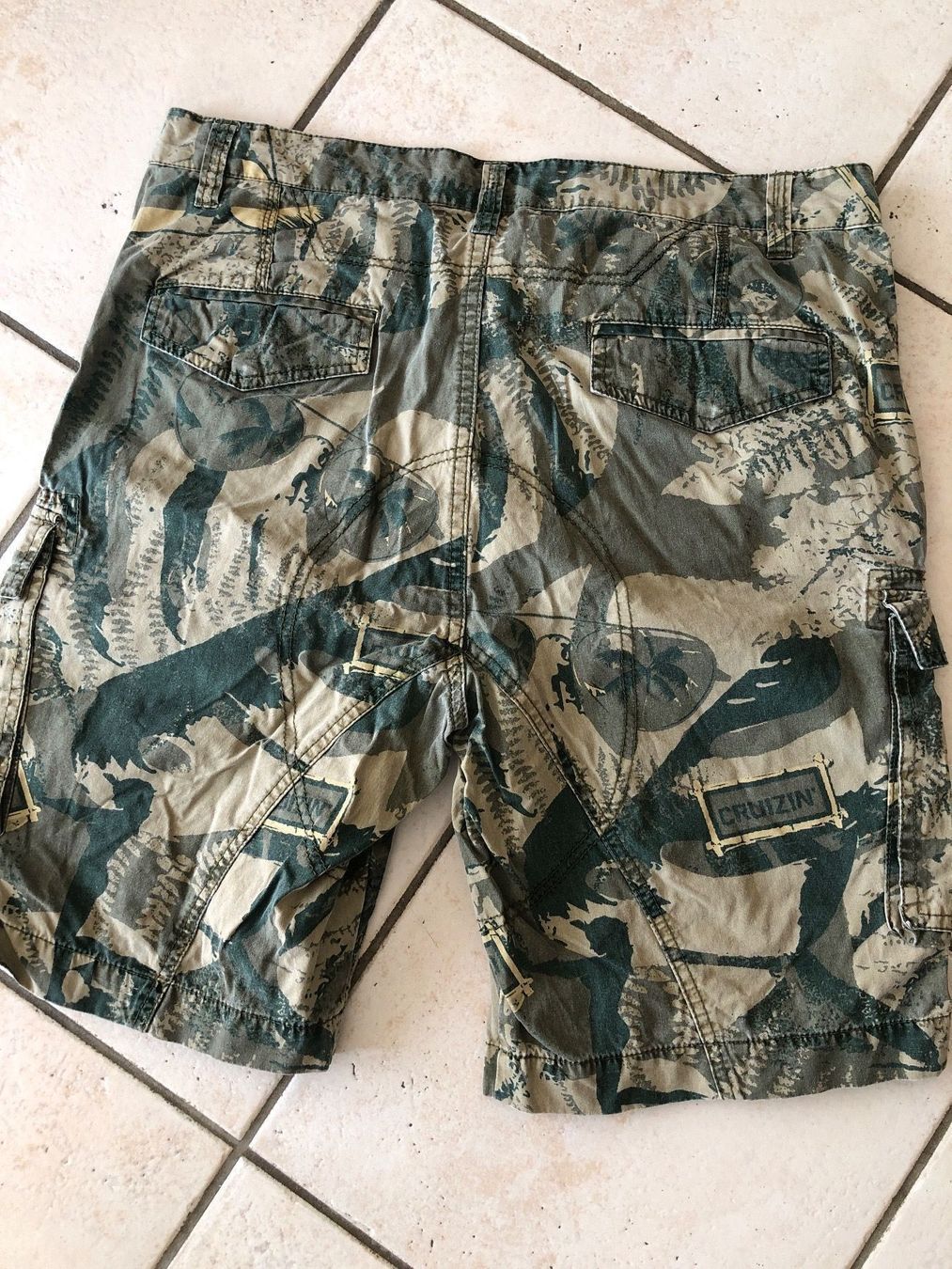 Hosen: Your Turn Camouflage Shorts Gr.36 – Gebraucht aus Obergerlafingen von cabo4 1