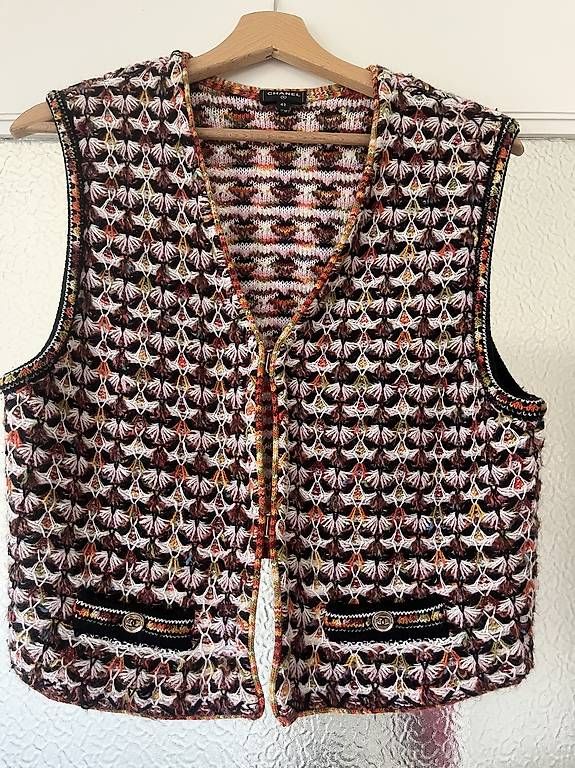 Chanel Gilet & Giacche senza maniche: Chanel Gilet/Veste – Usato da Zürich venduto da AyJay