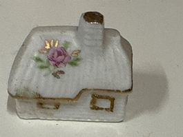 Setzkasten  Porzellan Figur 4 cm