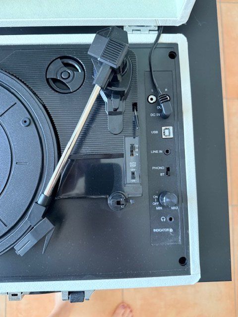 Giradischi: Fenton Plattenspieler im Koffer – Nuovo (secondo la descrizione) da Nuerensdorf venduto da ghi_b7xs 1