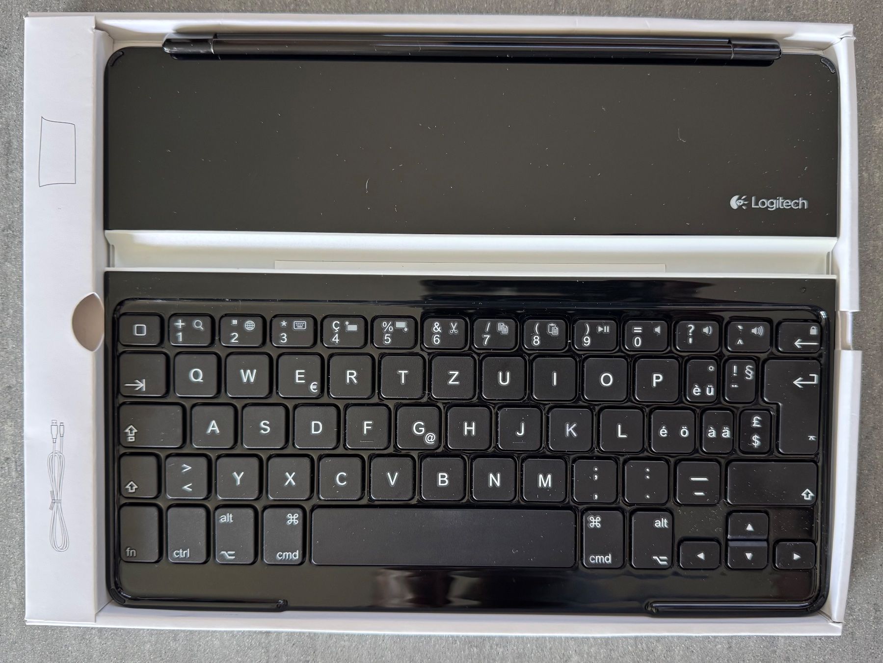Covers & Borse: Logitech Ultrathin Keyboard Cover - iPad 3 - Bluetooth - neu – Nuovo e nell'imballaggio originale da Zürich venduto da Alot16 1
