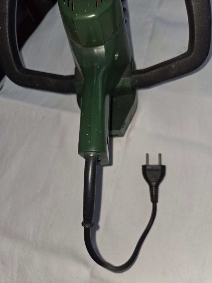 Bosch Tutti gli attrezzi: Gebrauchte Heckenschere Bosch P80L – Usato da Rheineck venduto da pau_5pgn 2