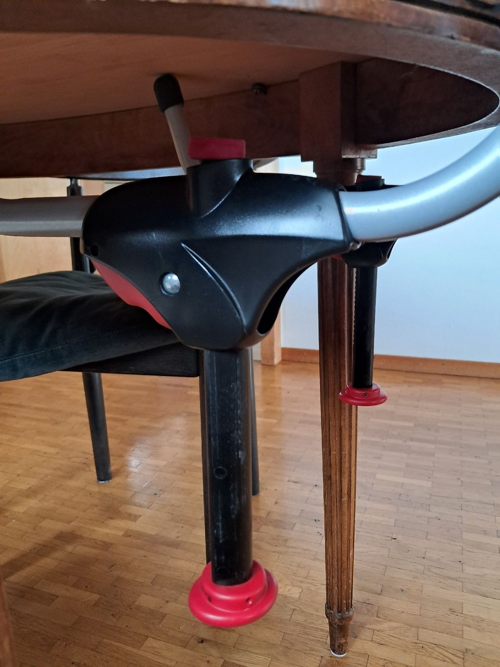 Sedie: Chicco Tischsitz/Reisestuhl  – Usato da Neu St. Johann venduto da ale_d9tn 5