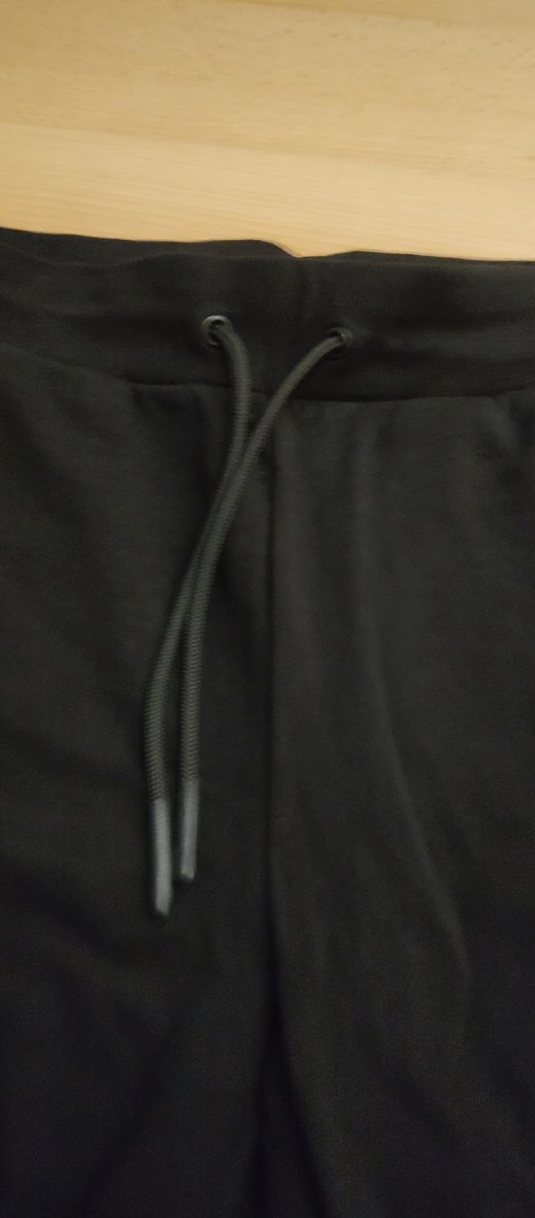 C&A Pantaloni: Trauerhose Damen  – Usato da Grenchen venduto da car_qq2t 1