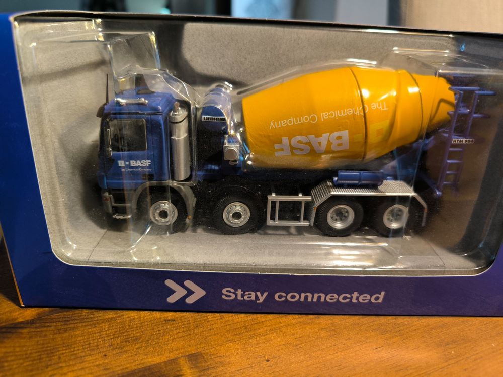 647856_4