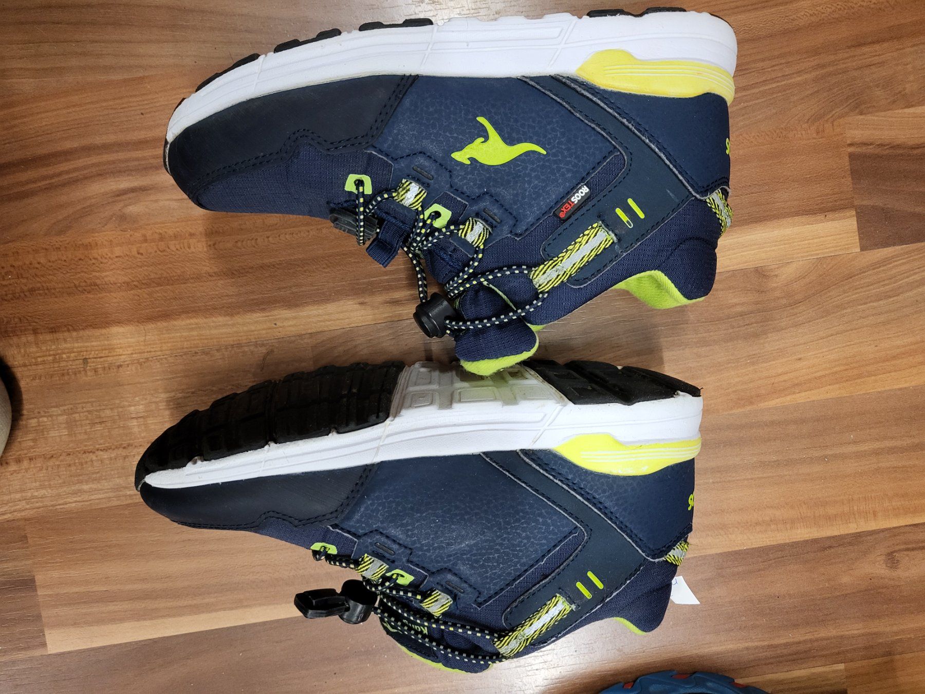 Scarpe per ragazzi: Kangaroos gr 32 K3 – Usato da Schwarzenburg venduto da Sunny0290 1