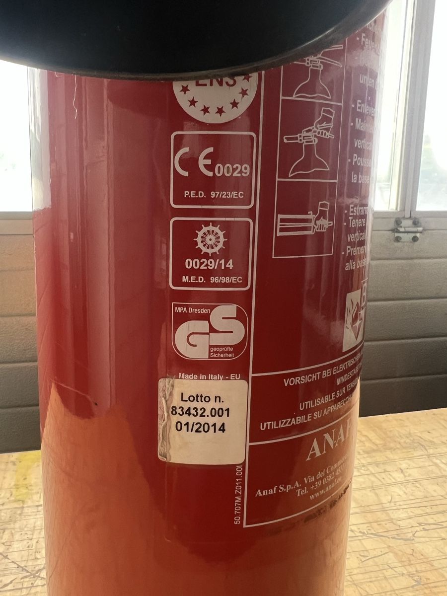 Feuerlöscher: Feuerlöscher  – Neu (gemäss Beschreibung) aus Erlinsbach SO von hei_8rqg 1