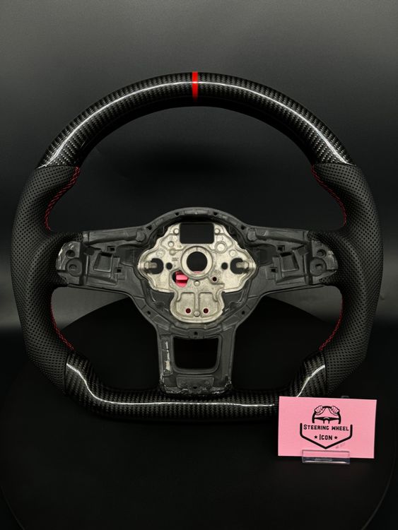 Kohlefaser LED-Lenkrad Für VW MK7/MK7.5 - Mit LCD Display & Schaltwarnleuchte