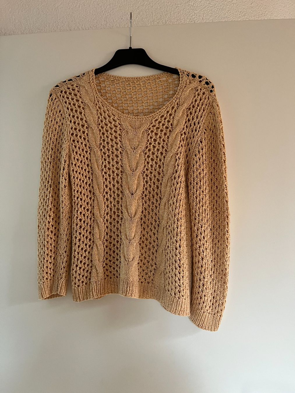Maglioni & Felpe: Handgestrickter Frühlingspullover, lachsfarben. – Nuovo (secondo la descrizione) da Gundetswil venduto da Wu17