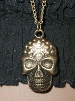 Totenkopf mit Strass, Skull, cranio, mexique, Grind an Kette