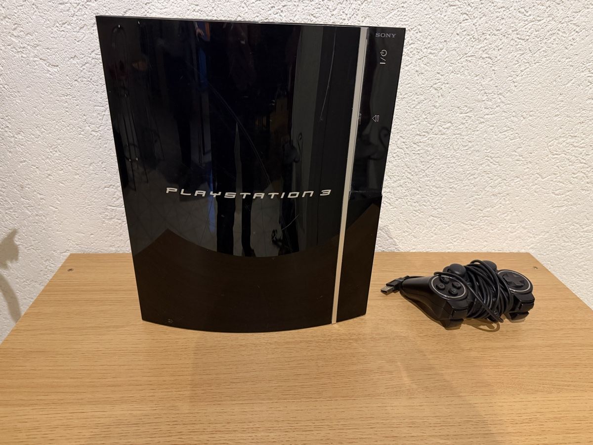 Sony Console: PLAYSTATION 3  + CASQUE  TRITTON  AX  PRO – Usato da Apples venduto da Gasscret
