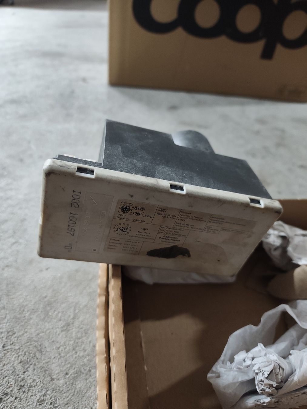 Audi Tutti pezzi di ricambio auto: Audi A3 8l ZV Pumpe (8L0 862 257D) – Difettoso da Rebstein venduto da andi322 1