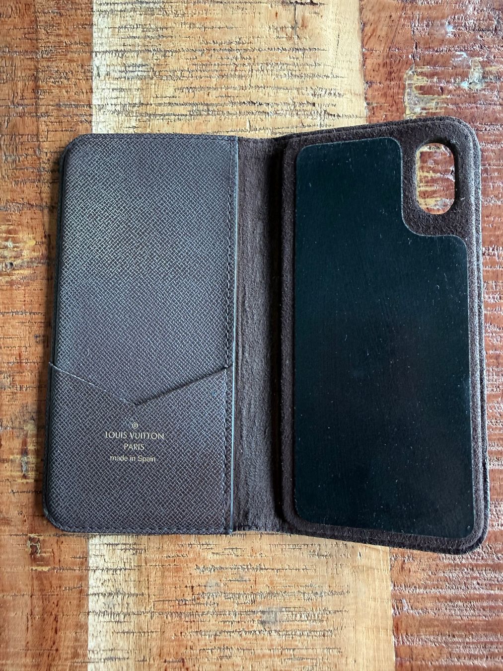 Louis Vuitton Covers & Schutzfolien: Handyhülle – Gebraucht aus Rain von Trusso 1