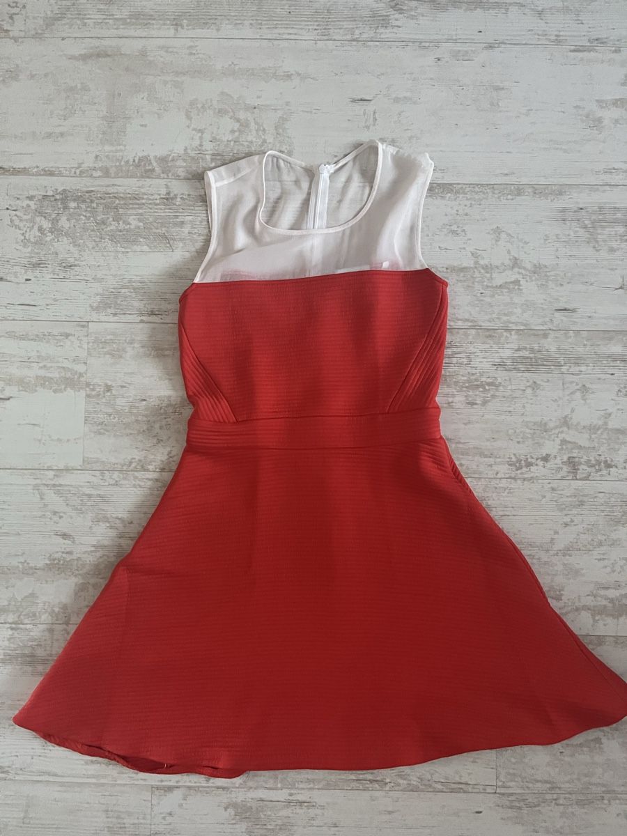 Sandro Vestiti: Kleid Sandro Paris  – Usato da Schaffhausen venduto da juf_98r9