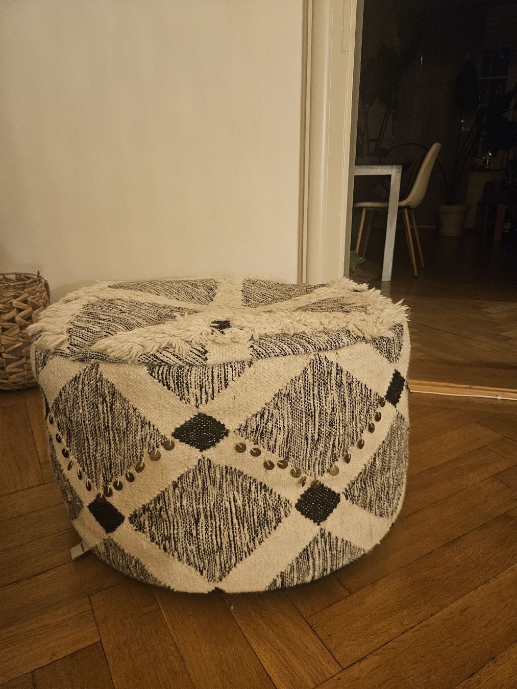 Hocker: Runder Hocker – Gebraucht aus Luzern von adriansen