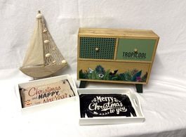 LOT Shabby Chic bestehend Kommode / Dekoschiff / 2 Tablets