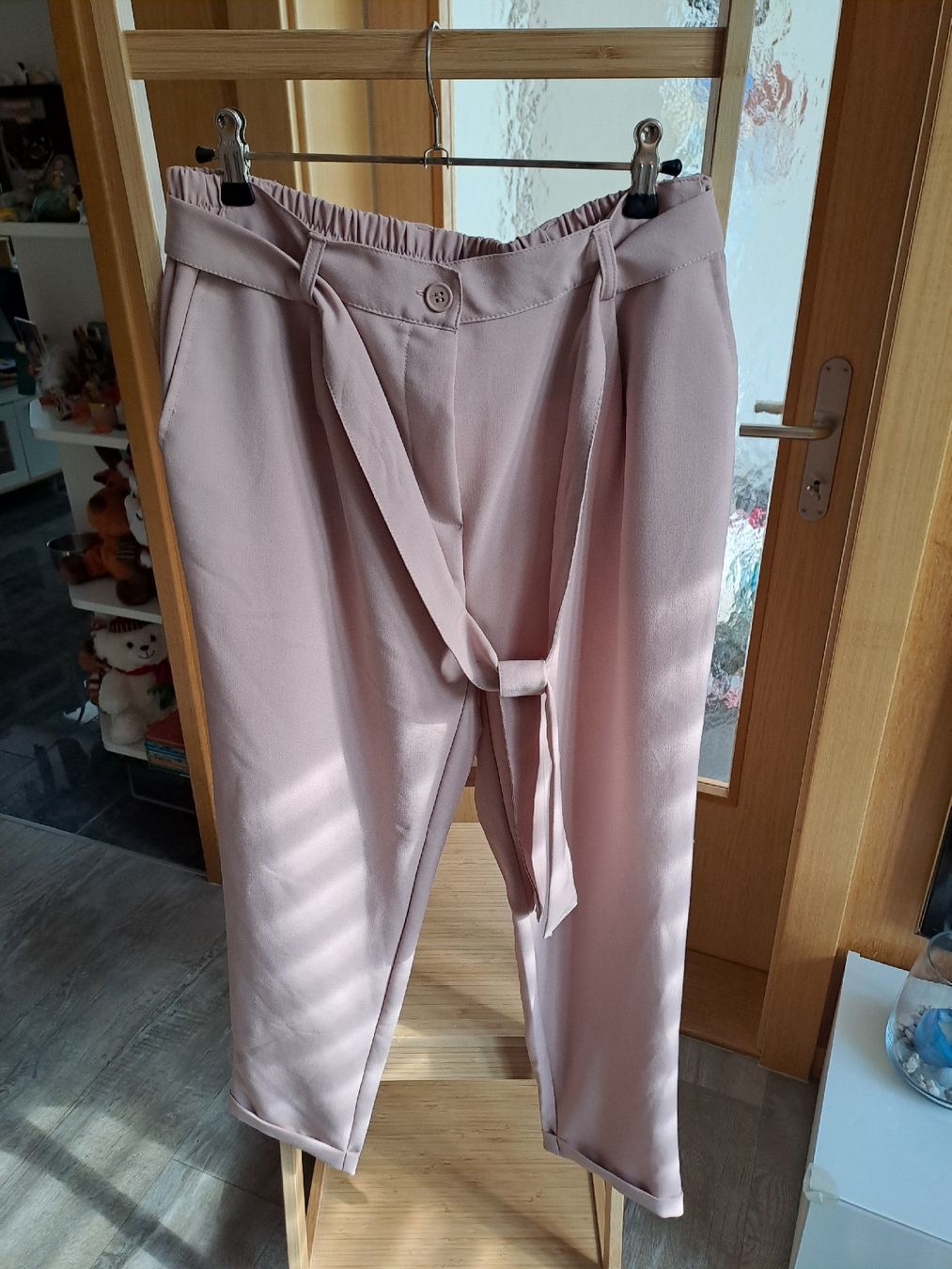 Pantalons: Colloseum Hose rosa Grösse L – D'occasion à Rickenbach LU par bishiida